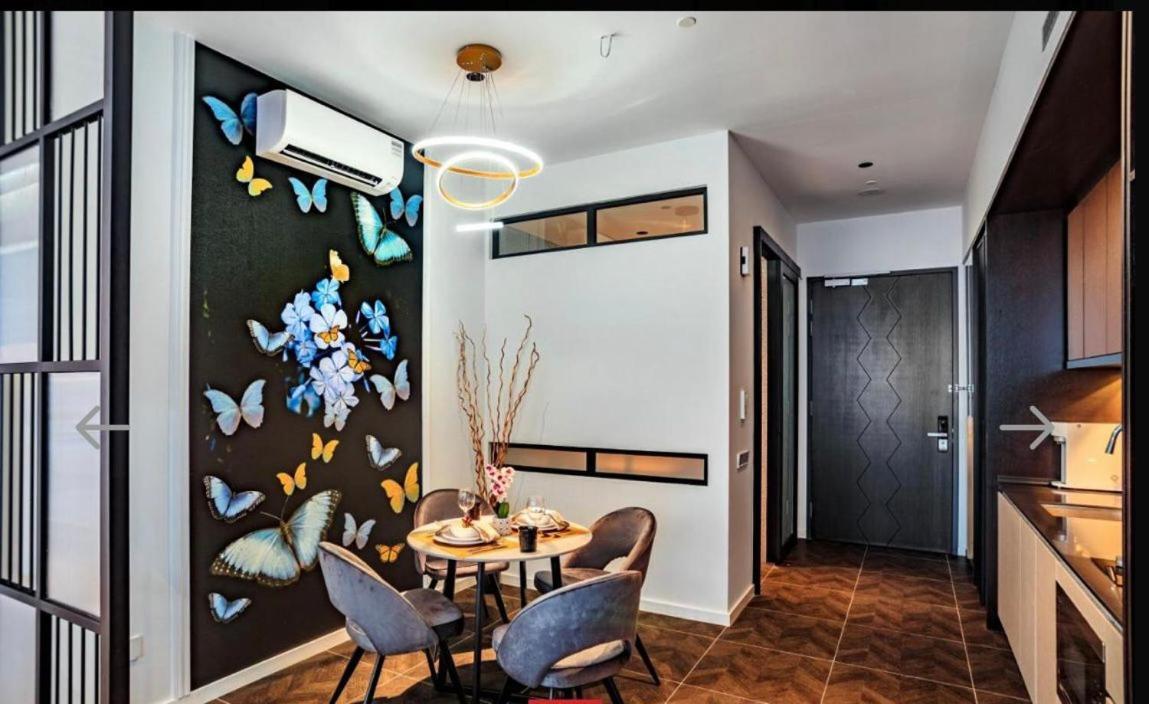 Scarletz Suites Klcc By Gc Luxury Suites Kuala Lumpur Exterior photo